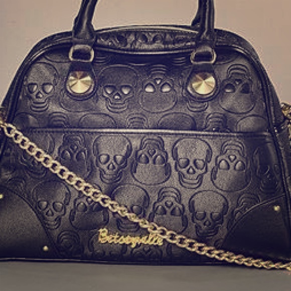 Looking for! Not for sale. NOT FOR SALE.