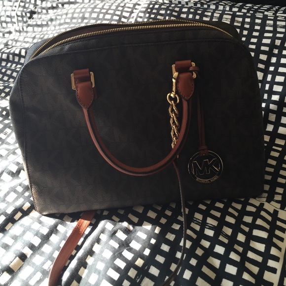 💯% Authentic MK Purse - Only Serious Buyers