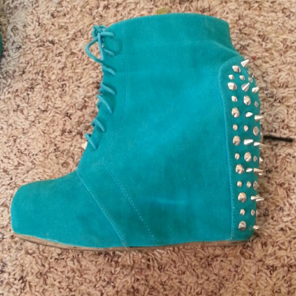 Booties - Picture 2 of 4