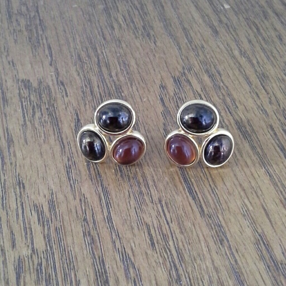 Amber Necklace & Earrings Set - Picture 4 of 6