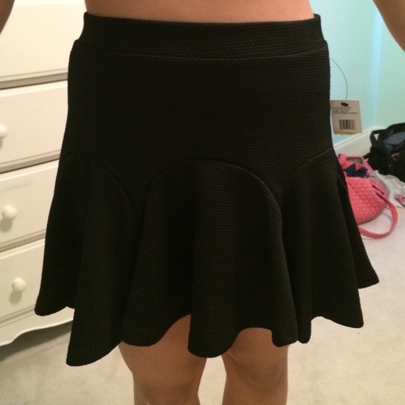skater skirt - Picture 2 of 3