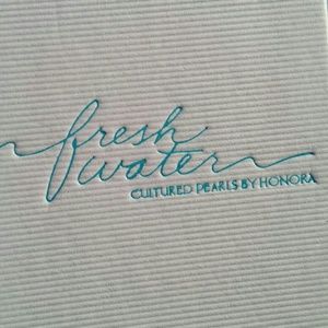 Brand new black fresh water honora pearls!