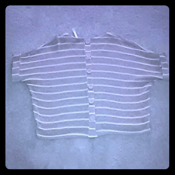 Jolie's buttons in back short sleeve sweater