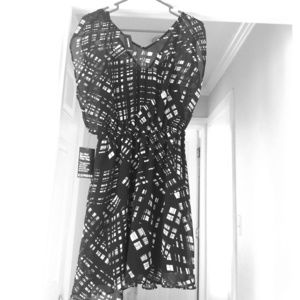 🎉🎉HP🎉 Chiffon sheer express dress