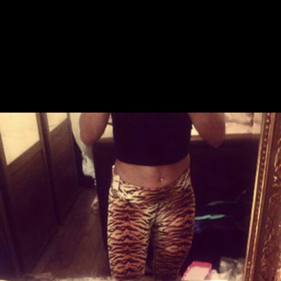 ISO!! - Picture 4 of 4