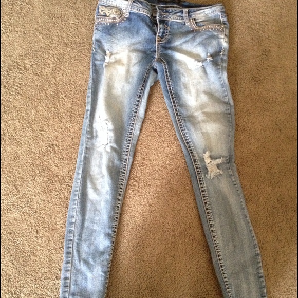 Skinny jeans, off brand