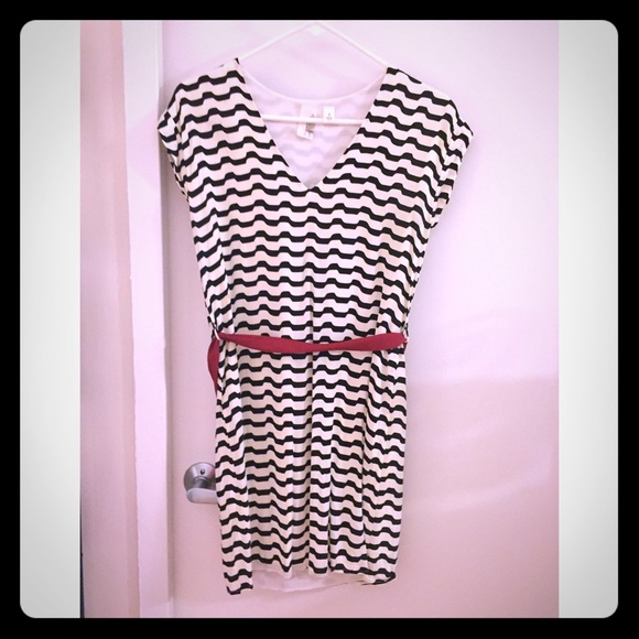 Francesca's collections striped dress size s