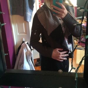 Long sleeved cardigan sweater