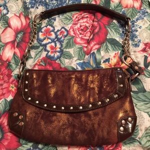 Fun Brown a Clutch