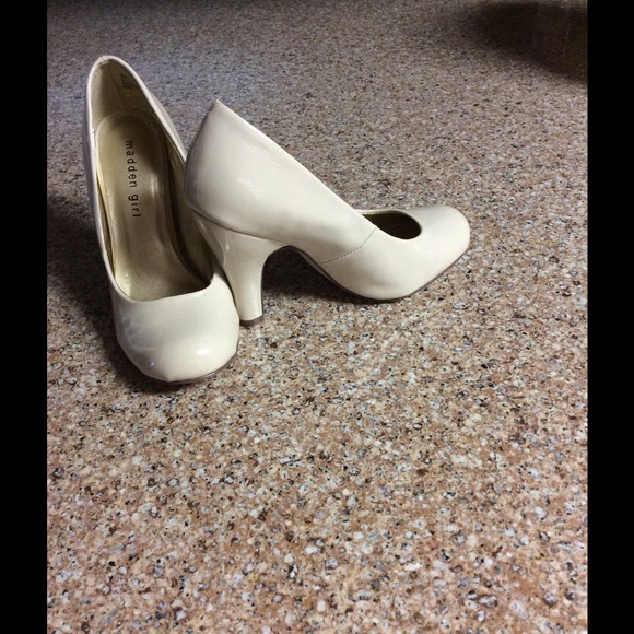 Steve Madden pumps. New. - Picture 1 of 3
