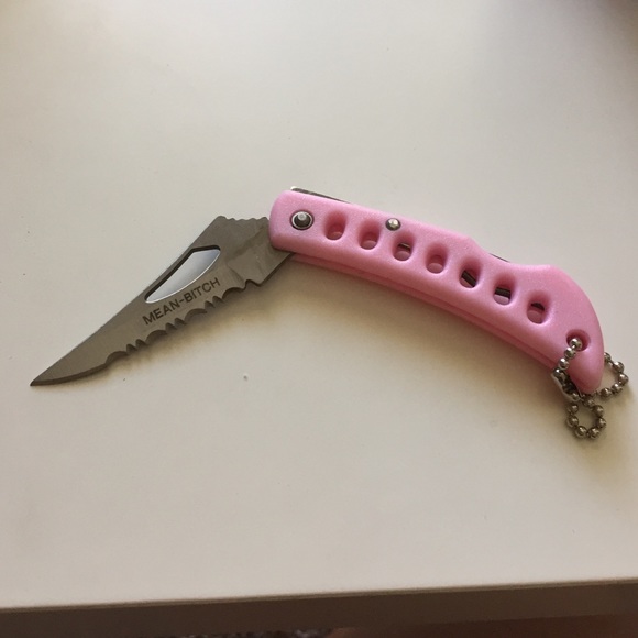 Mean butch pocket knife