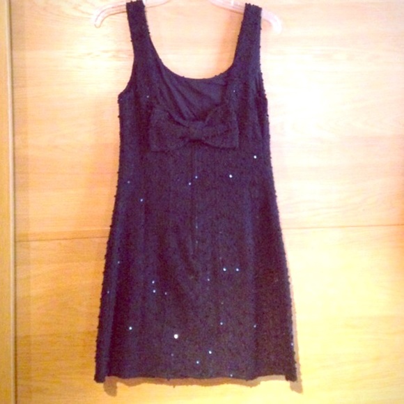 American Rag Dresses & Skirts - Textured Sequin Bow Scoop Back LBD