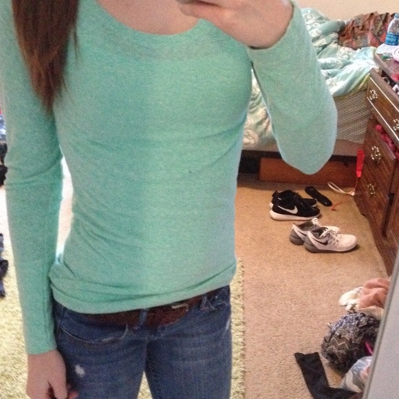 Green American eagle shirt