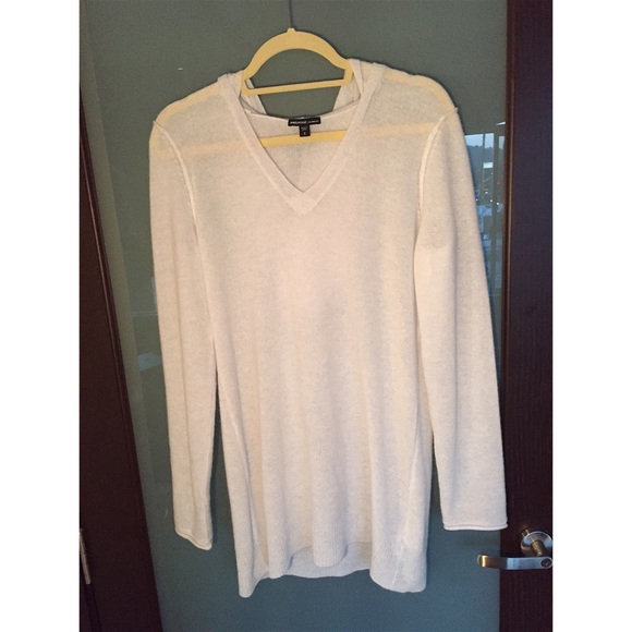 NEW NEVER WORN! Oversized cashmere v neck hoodie