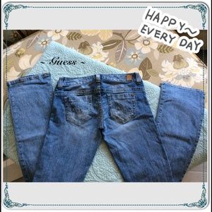 ~ GUESS ~ Low Rise ~ Distressed Jeans