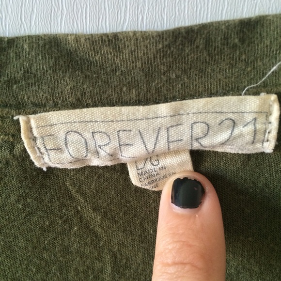 Forever 21 Oversized top - Picture 2 of 2