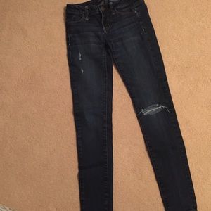 American Eagle distressed jeans