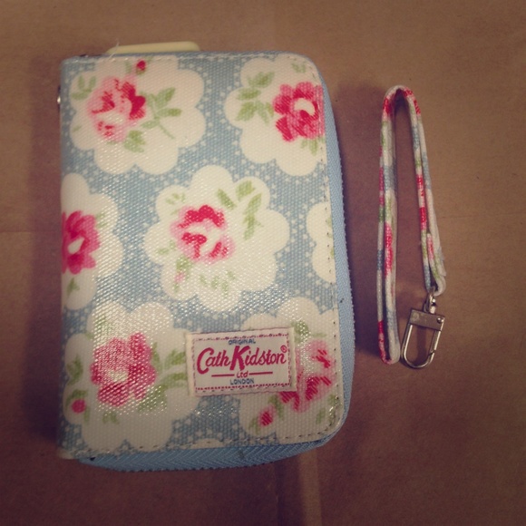 NWOT Cath Kidston Wristlet