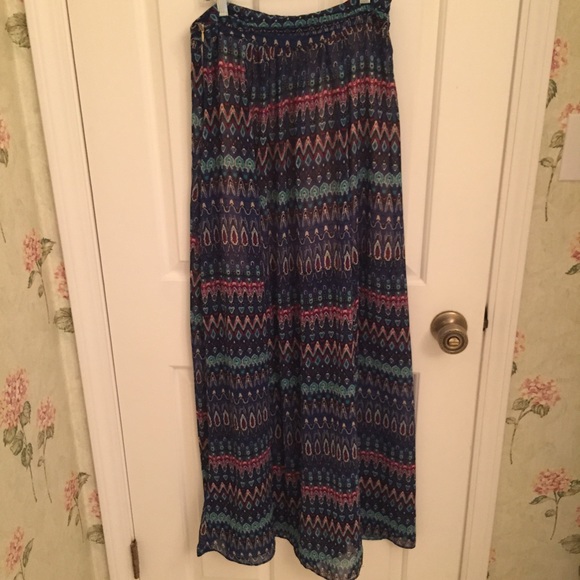 Forever 21 Aztec skirt