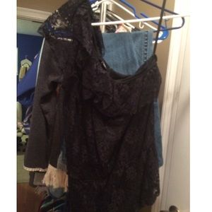 Black one shoulder shirt