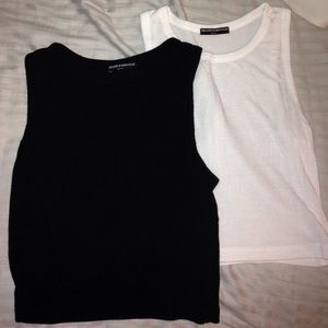 Bundle Brandy Melville crop tops!