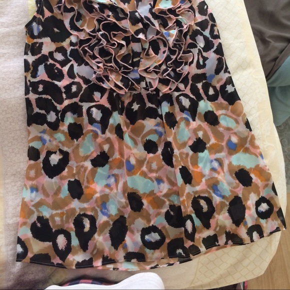 Top - Picture 2 of 4