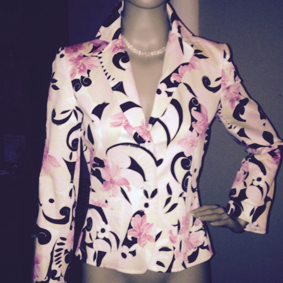 Isabella DeMarco Jackets & Blazers - Price drop $15 Isabella DeMarco Jacket...