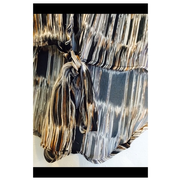 Collared top - Picture 3 of 3