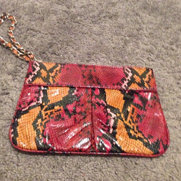 Express Clutch Snake Skin - Picture 2 of 2