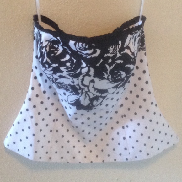 Black & white paisley strapless top