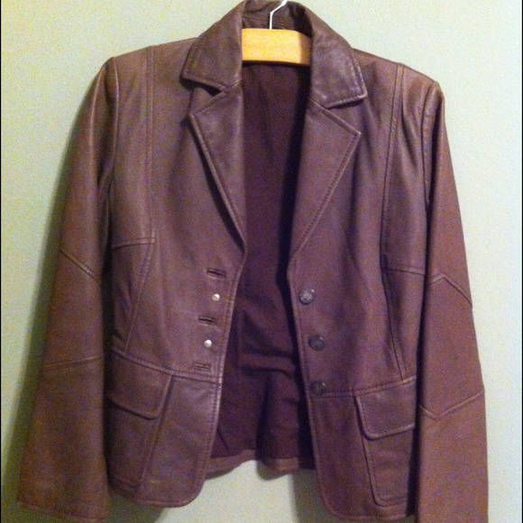 Leather jacket. - Picture 1 of 2