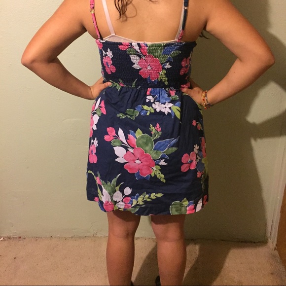 Floral Hollister Dress - Picture 4 of 4