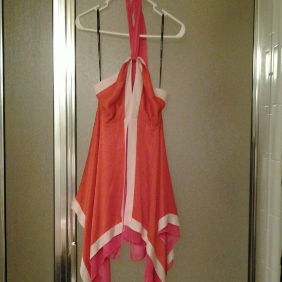 Bebe halter