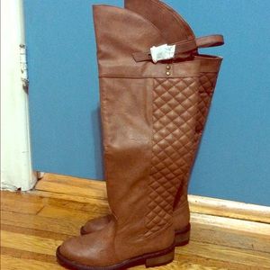 Quilty Plessure Cognac Brown Boots
