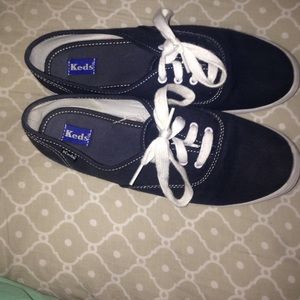 Navy Keds!