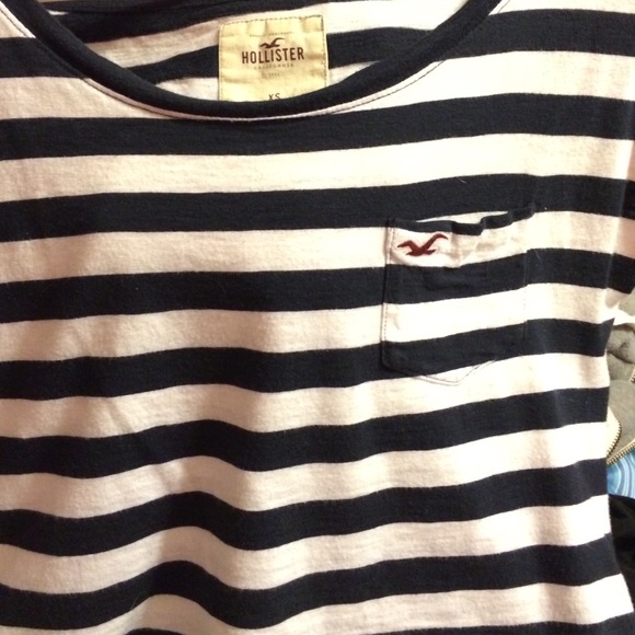 STRIPED HOLLISTER CROP TOP