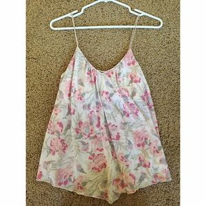 Floral pink top