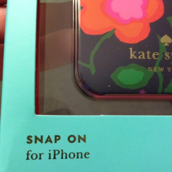 🚫Sold🚫! Kate Spade iPhone 5/5s case - Picture 4 of 4