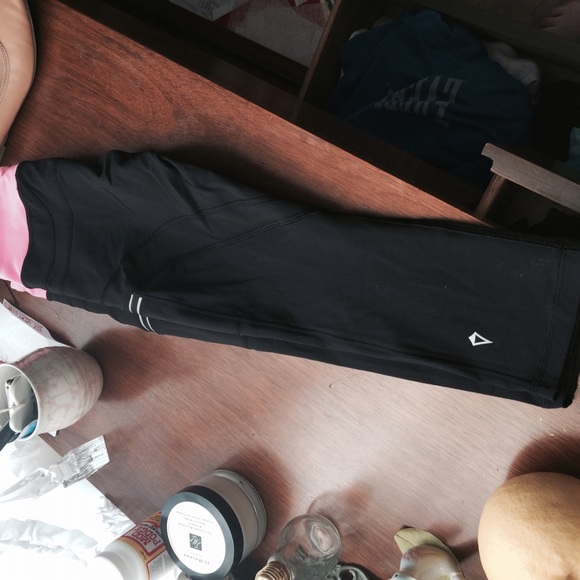 Iviva sporty leggins - Picture 2 of 2