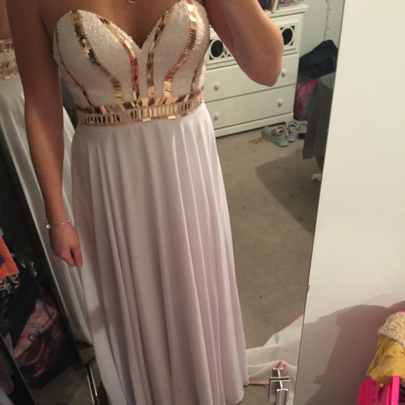PROM DRESS