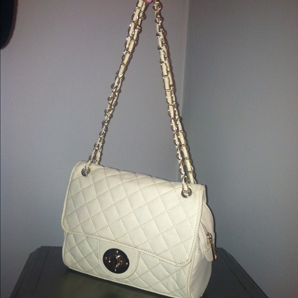 Charlotte Russe Handbags - Cream/White Quilted Purse (NEW)