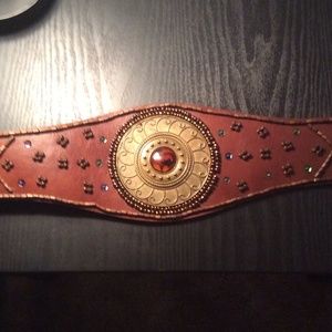 Fashionable Leather Belt!