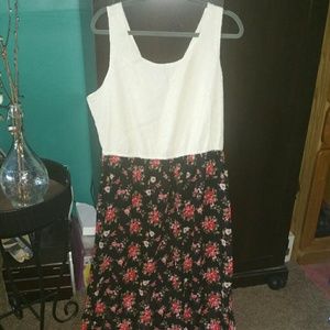 Floral/lace maxi dress