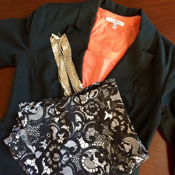 Express Black and White Shorts - Size 8