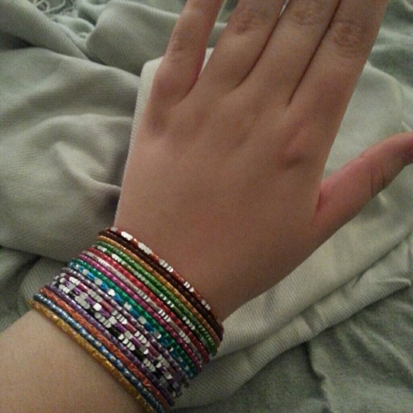 Colorful bangles - Picture 2 of 2