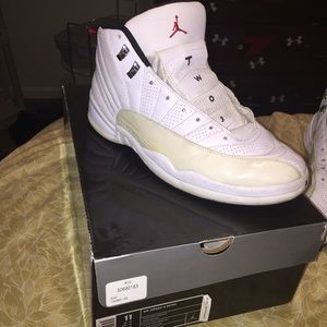 Jordan size 11. Retro 12's.