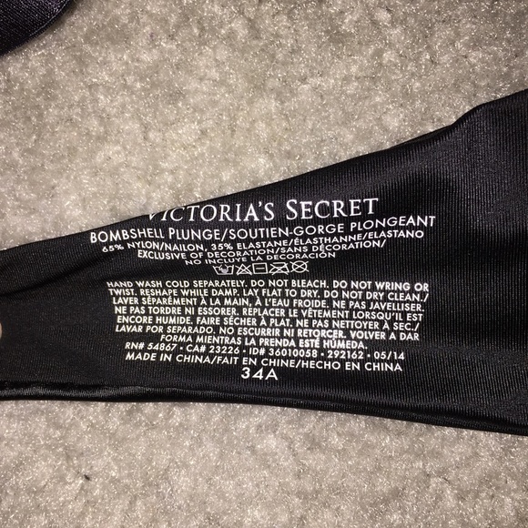 NWOT Bombshell Plunge Victoria's Secret