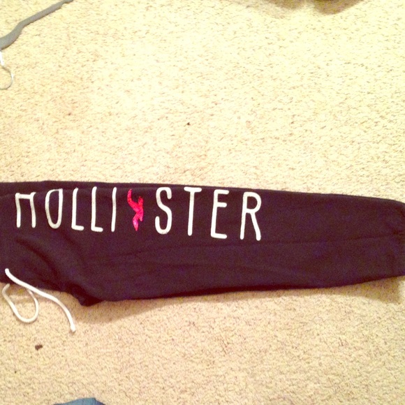 Hollister Sweats