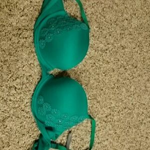 34d bra