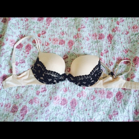 Victoria's Secret bra